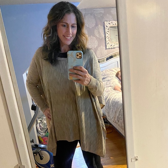 Perfect Fall Tunic/Poncho - Picture 2 of 7